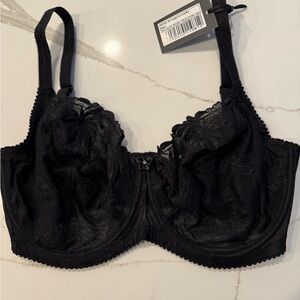 St Tropez Full Cup Bra: Elegant Black Lace 34FF(uk)
34H (us)